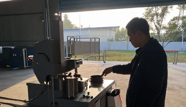 来料加工中配方使用两种做法的对比与取舍
